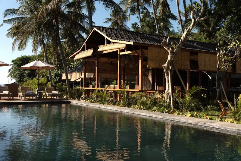 The Saga building along the pool, open to the coast